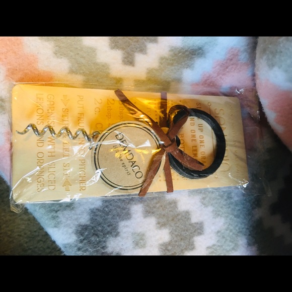 Demdaco wrought iron corkscrew gift set - Picture 2 of 4